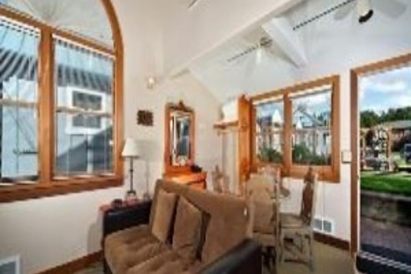 BLUE GULL INN-CANNON BEACH (Cannon Beach)